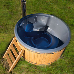Hot-Tub With Integrated Furnace