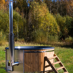 Hot-Tub With Integrated Furnace